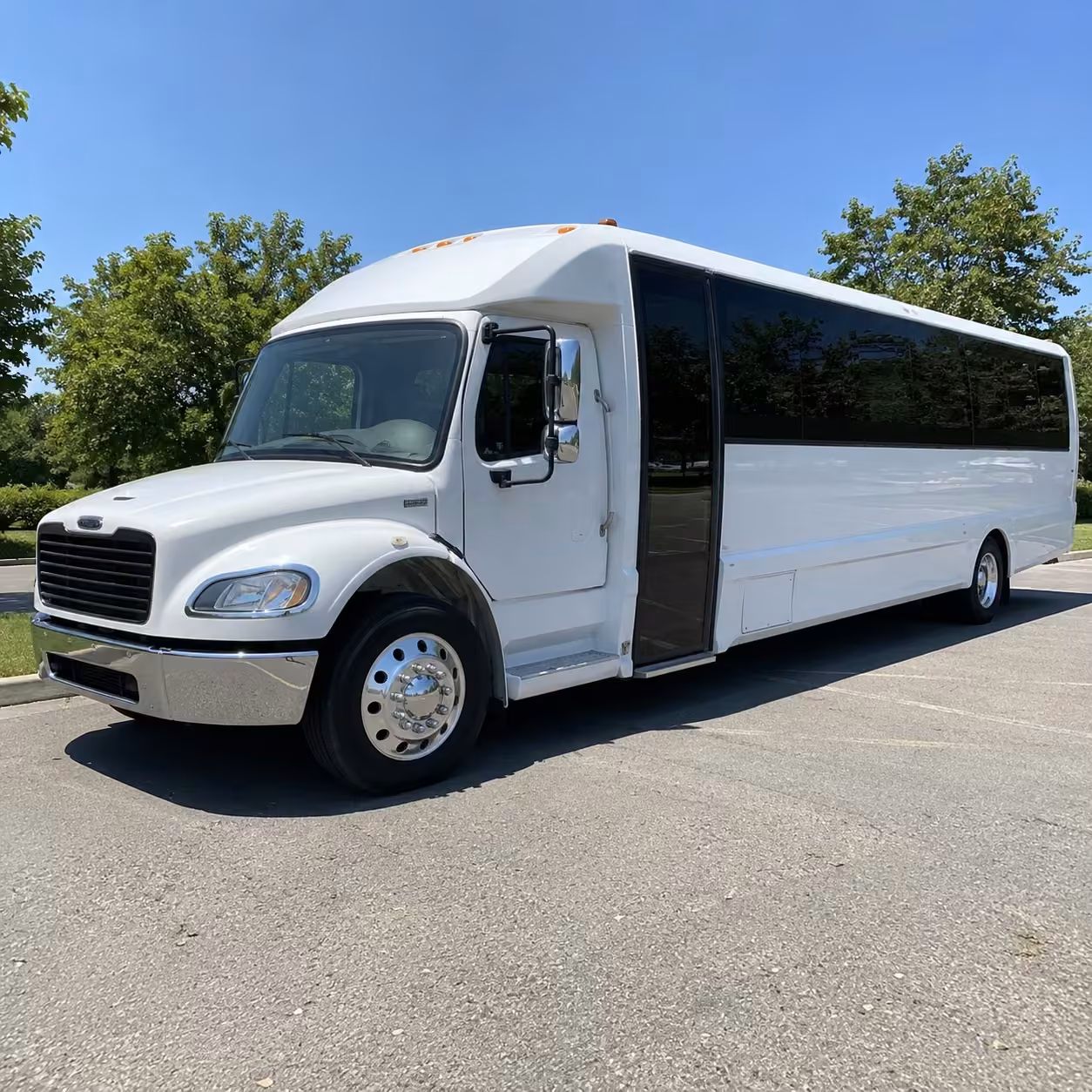 15 35 passenger minibus